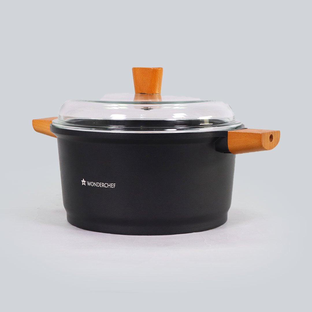 Caesar Non-Stick Casserole with Lid, German Beechwood Handle, Pure Grade Aluminium, Induction Bottom, 5mm, Black, 5 Years Warranty