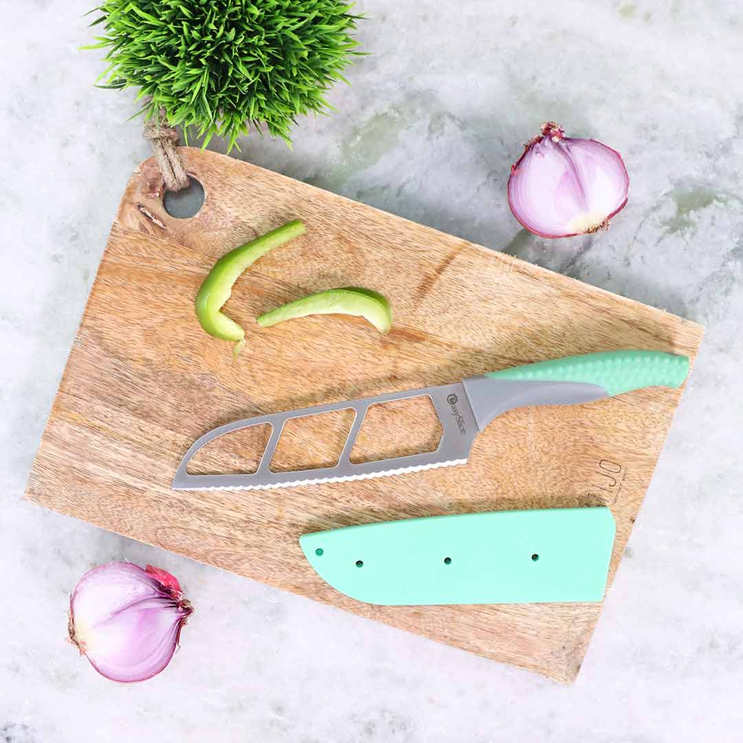 8" Easy Slice Knife (Blue) and 6" Easy Slice Knife (Green)