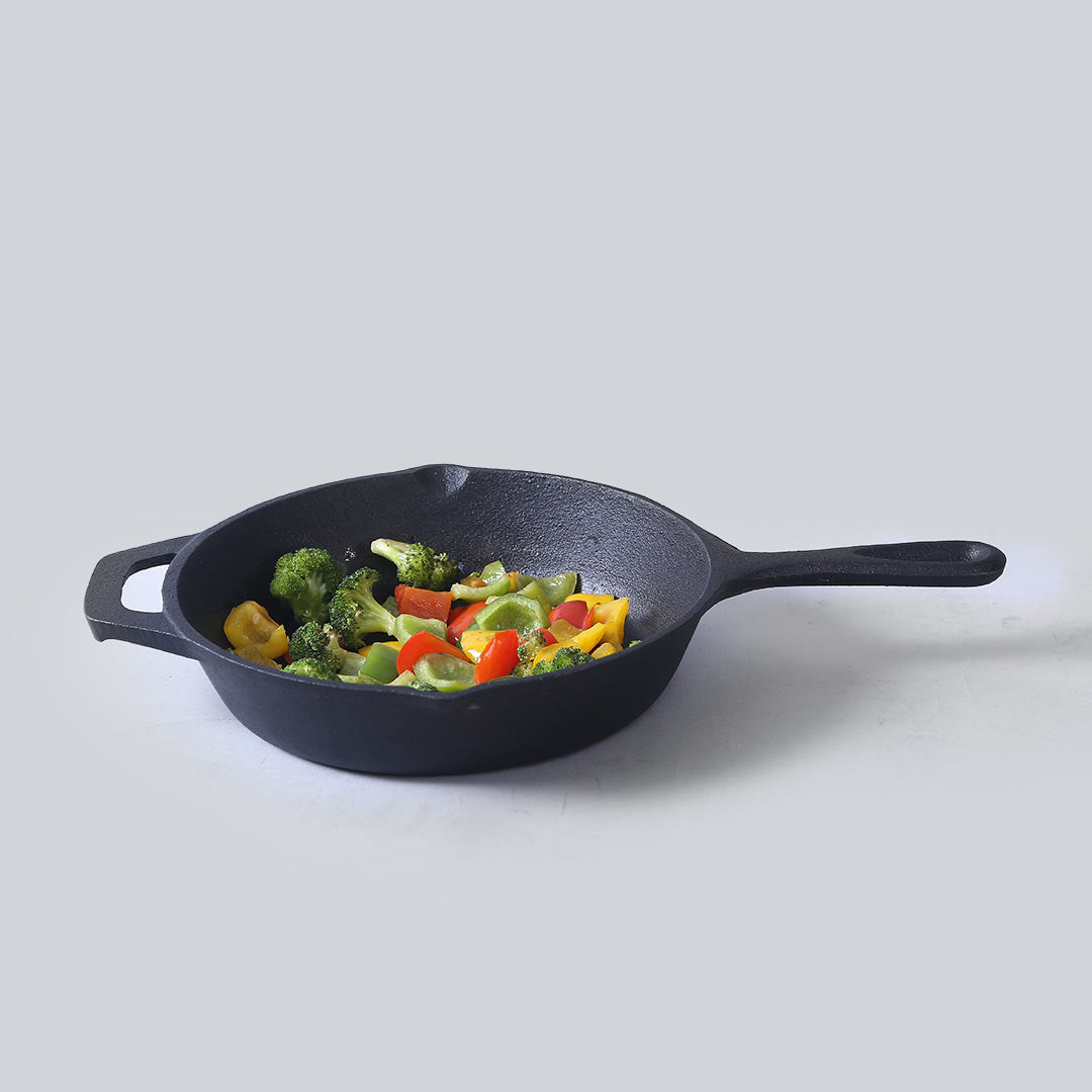 Forza Cast-iron Fry Pan, Pre-Seasoned Cookware, Induction Friendly, 24cm, 3.8mm