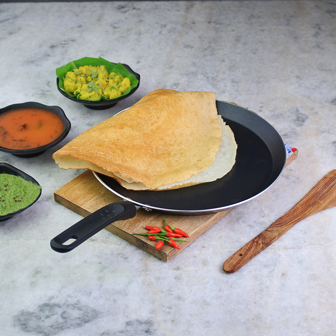 Ultra Non-stick Dosa Tawa, Soft Touch Handle, Pure Grade Aluminium, 28cm, 2.7mm, 2 Years Warranty, Black