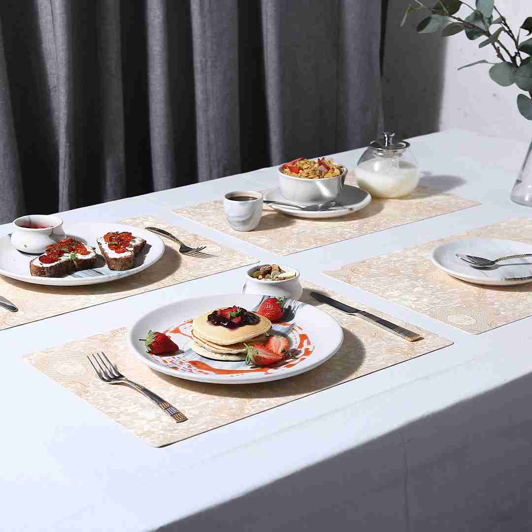 Valentina Reversible Damask & Textured Placemat Set of 6