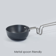 गैलरी व्यूवर में इमेज लोड करें, Aluminium Hard anodized Tadka Pan Large