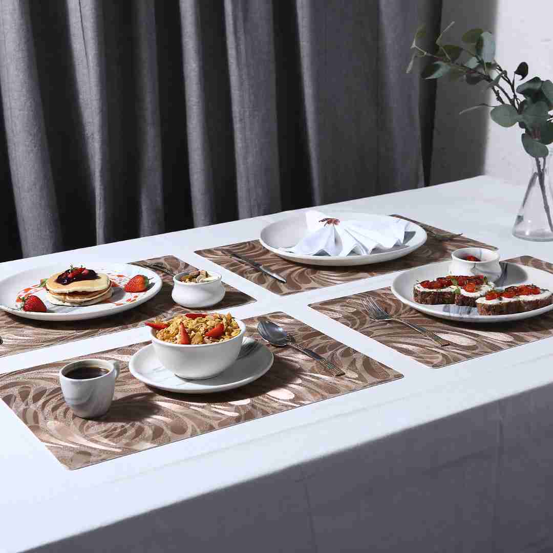 Valentina Reversible Leaf & Textured Placemat Set of 6