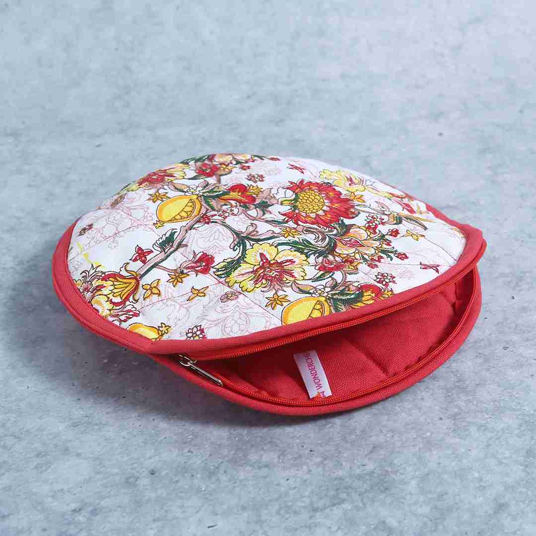 Como Roti cover with zip - Red