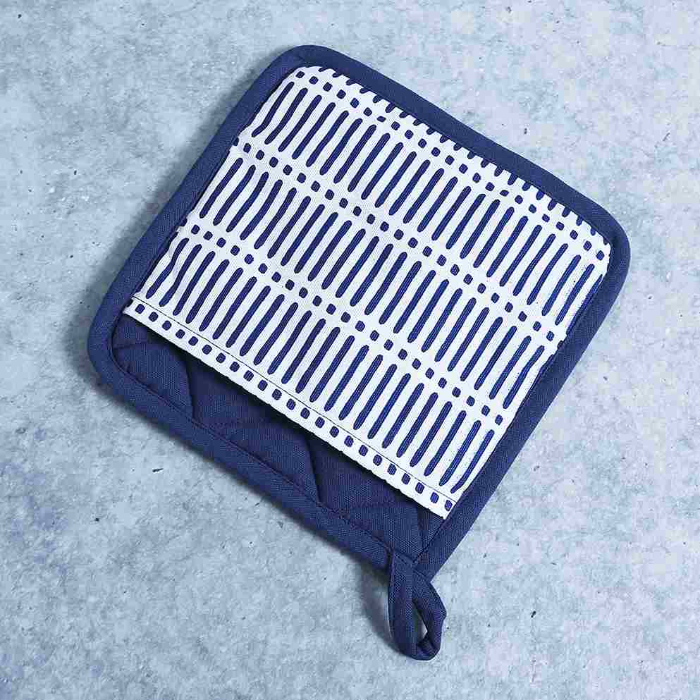 Como Pot holder with pocket - Blue