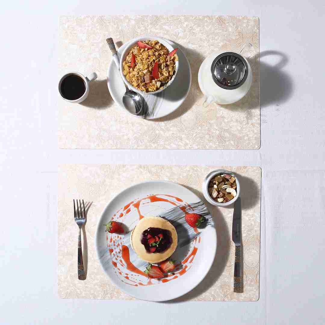 Valentina Reversible Damask & Textured Placemat Set of 6