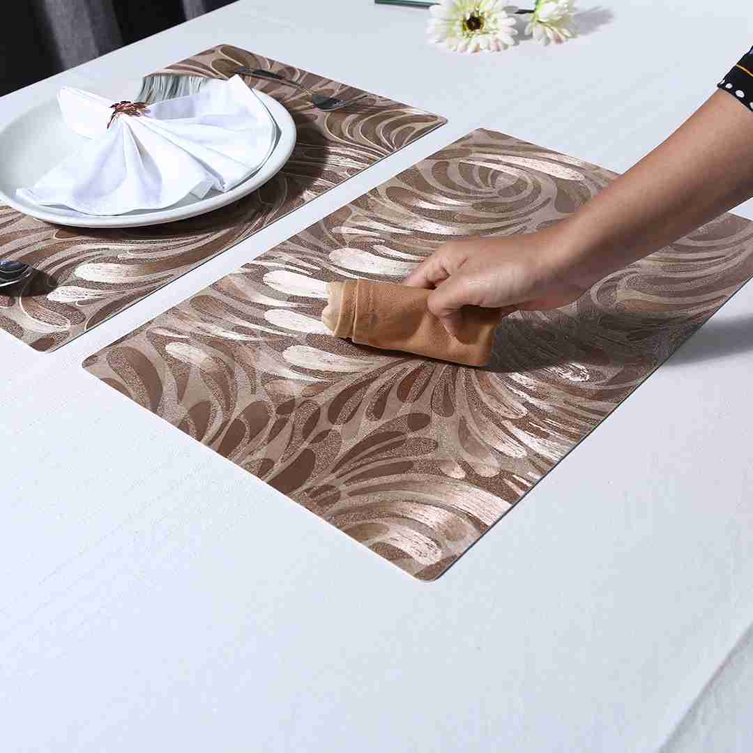 Valentina Reversible Leaf & Textured Placemat Set of 6