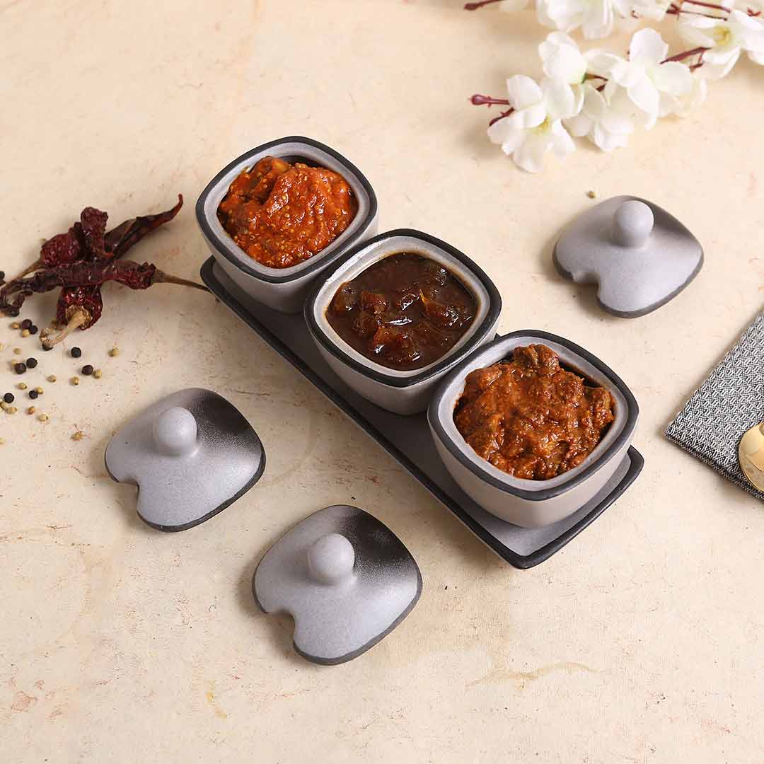 Teramo Stoneware 3 pcs Pickle Set with Lid & Tray Grey and Salt & pepper Set Grey