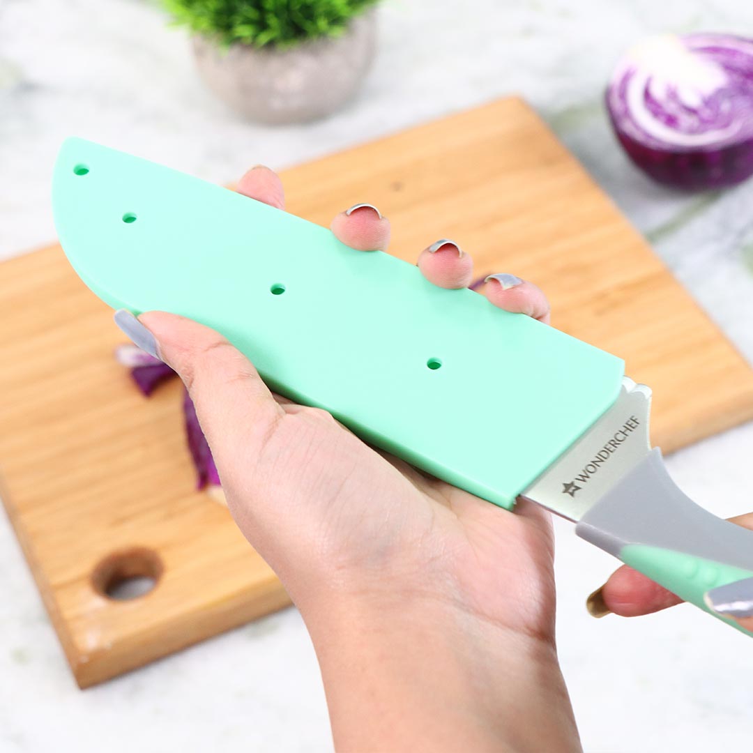 8" Easy Slice Knife (Blue) and 6" Easy Slice Knife (Green)