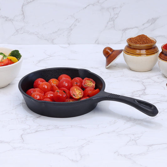 Wonderchef Forza Pre seasoned Cast iron Fry Pan 15cm